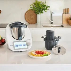 Thermomix cutter with thermomix tm6.