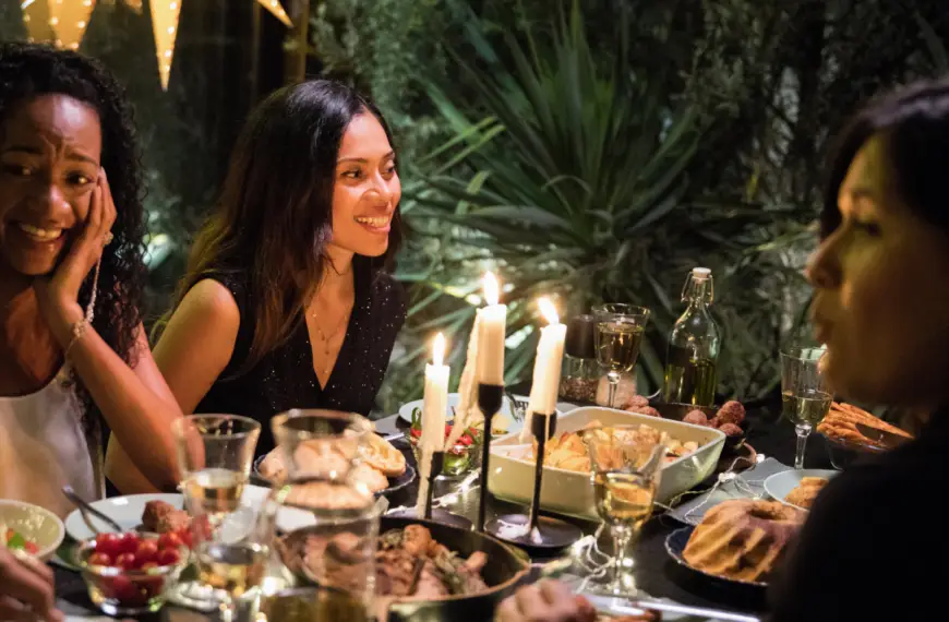 10 Tips to Keep Calm and Party On – Hosting for Holiday with or without…